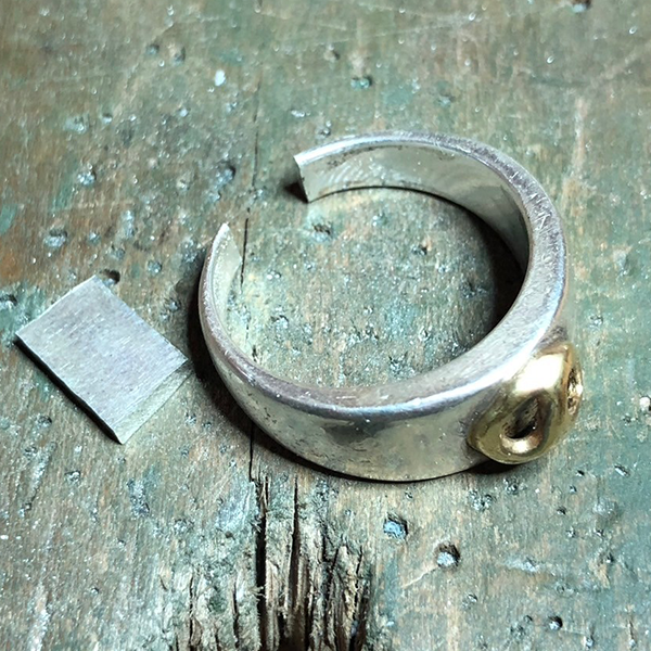 リングサイズ直し 修理前